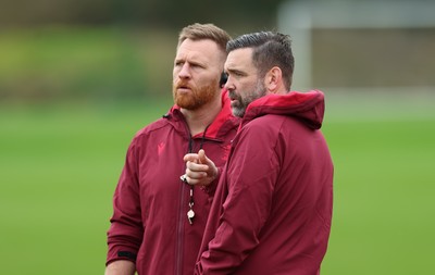 010426 - Wales Women Rugby Training Session - Tyrone Holmes and Steve Salvin during training ahead of the start of the Women’s 6 Nations