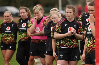 010426 - Wales Women Rugby Training Session - Members of the Wales Women’s squad during training ahead of the start of the Women’s 6 Nations