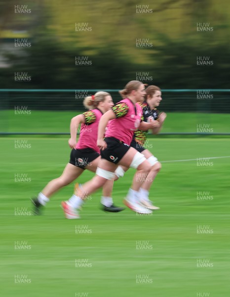 010426 - Wales Women Rugby Training Session - Tilly Vucaj, Kate Williams and Molly Reardon during training ahead of the start of the Women’s 6 Nations