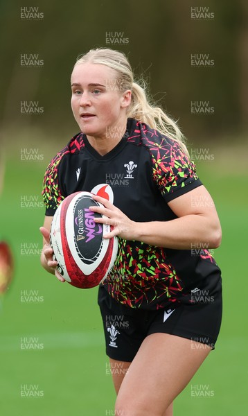 010426 - Wales Women Rugby Training Session - Seren Singleton during training ahead of the start of the Women’s 6 Nations