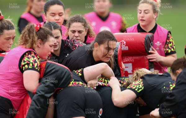 010426 - Wales Women Rugby Training Session - Bryonie King during training ahead of the start of the Women’s 6 Nations