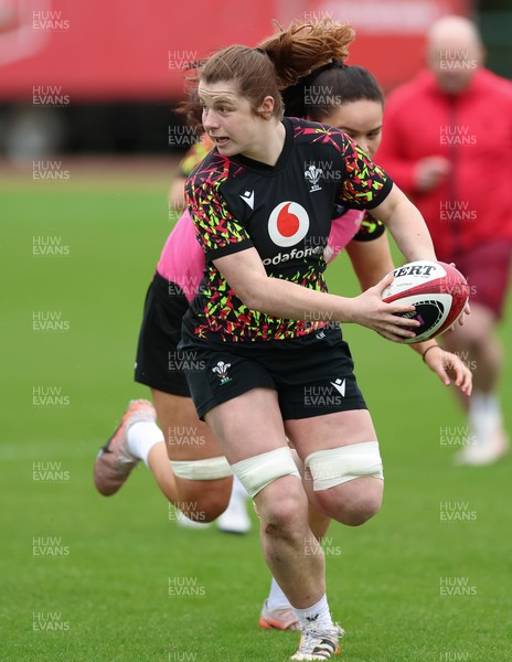 010426 - Wales Women Rugby Training Session - Kate Williams with Jorja Aiono during training ahead of the start of the Women’s 6 Nations
