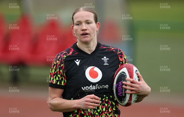 010426 - Wales Women Rugby Training Session - Carys Cox during training ahead of the start of the Women’s 6 Nations