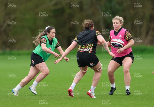 010426 - Wales Women Rugby Training Session - Kayleigh Powell and Molly Reardon during training ahead of the start of the Women’s 6 Nations