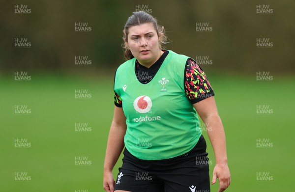 010426 - Wales Women Rugby Training Session - Stella Orrin during training ahead of the start of the Women’s 6 Nations