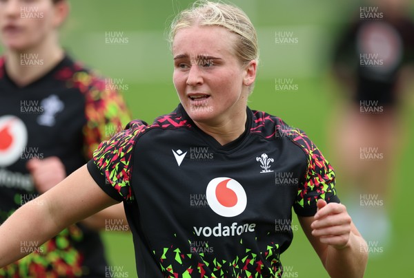 010426 - Wales Women Rugby Training Session - Seren Singleton during training ahead of the start of the Women’s 6 Nations
