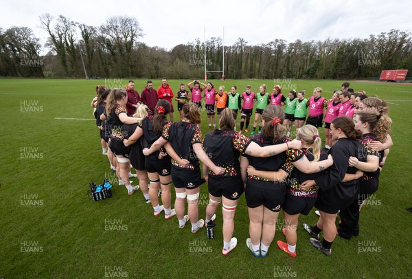 010426 - Wales Women Rugby Training Session - The Wales Women squad during training ahead of the start of the Women’s 6 Nations