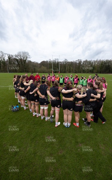 010426 - Wales Women Rugby Training Session - The Wales Women squad during training ahead of the start of the Women’s 6 Nations