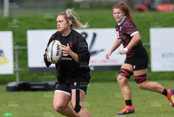 011123 - Wales Women Rugby Training Session - Hannah Bluck during a training session ahead of their final WXV1 match against Australia