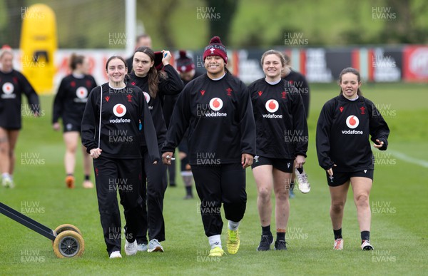 020424 - Wales Women’s Rugby Training Session - Nel, Bryonie King, Sisilia Tuipulotu, Hannah Bluck and Meg Davies during a training session ahead of Wales’ next Women’s 6 Nations match against Ireland
