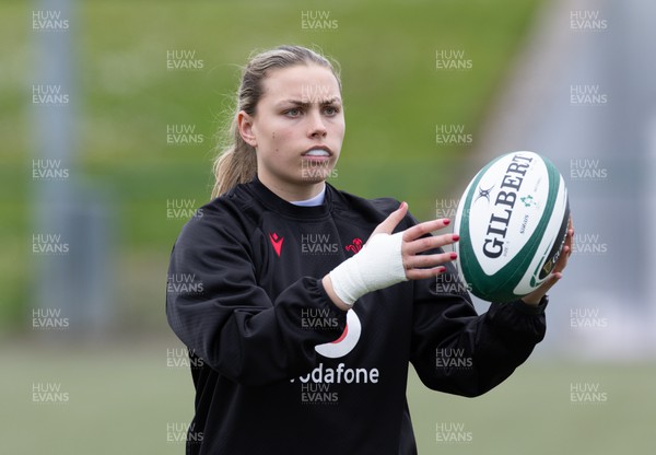 020424 - Wales Women’s Rugby Training Session - Amelia Tutt during a training session ahead of Wales’ next Women’s 6 Nations match against Ireland