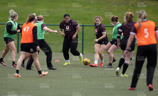 020424 - Wales Women’s Rugby Training Session - Wales players warm up with a game of football during a training session ahead of Wales’ next Women’s 6 Nations match against Ireland