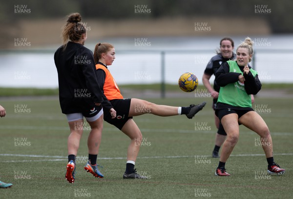 020424 - Wales Women’s Rugby Training Session - Niamh Terry warms up with a game of football during a training session ahead of Wales’ next Women’s 6 Nations match against Ireland