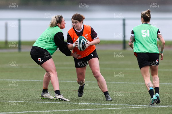 020424 - Wales Women’s Rugby Training Session - Kate Williams takes on Hannah Bluck during a training session ahead of Wales’ next Women’s 6 Nations match against Ireland