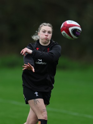 030426 - Wales Women Rugby Training session - Keira Bevan during training ahead of the start of the Women’s 6 Nations