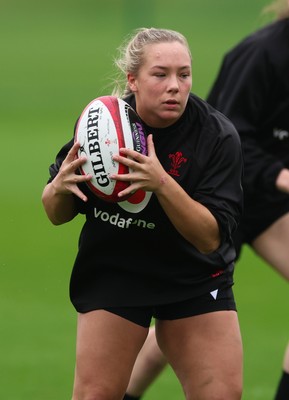 030426 - Wales Women Rugby Training session - Kelsie Webster during training ahead of the start of the Women’s 6 Nations
