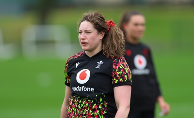 030426 - Wales Women Rugby Training session - Gwen Crabb during training ahead of the start of the Women’s 6 Nations