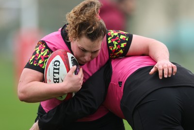 030426 - Wales Women Rugby Training session - Gwenllian Pyrs during training ahead of the start of the Women’s 6 Nations