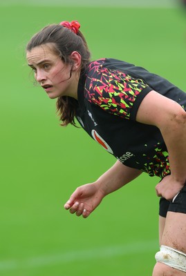 030426 - Wales Women Rugby Training session - Branwen Metcalfe during training ahead of the start of the Women’s 6 Nations