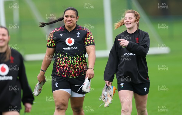 030426 - Wales Women Rugby Training session - Sisilia Tuipulotu and Kate Williams during training ahead of the start of the Women’s 6 Nations