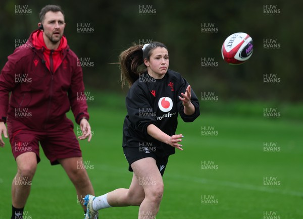 030426 - Wales Women Rugby Training session - Kayleigh Powell during training ahead of the start of the Women’s 6 Nations