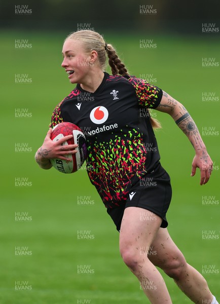 030426 - Wales Women Rugby Training session - Nikita Prothero during training ahead of the start of the Women’s 6 Nations