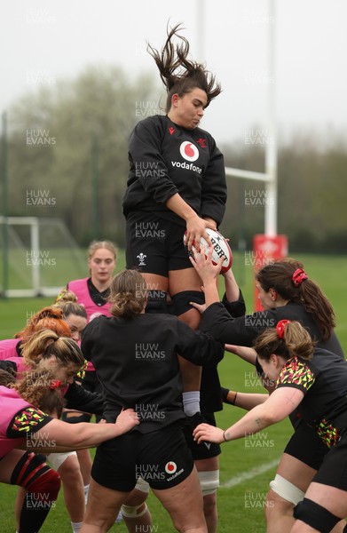 030426 - Wales Women Rugby Training session - Bryonie King during training ahead of the start of the Women’s 6 Nations