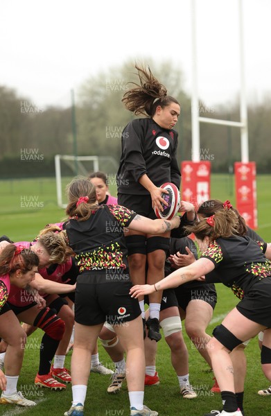 030426 - Wales Women Rugby Training session - Bryonie King during training ahead of the start of the Women’s 6 Nations