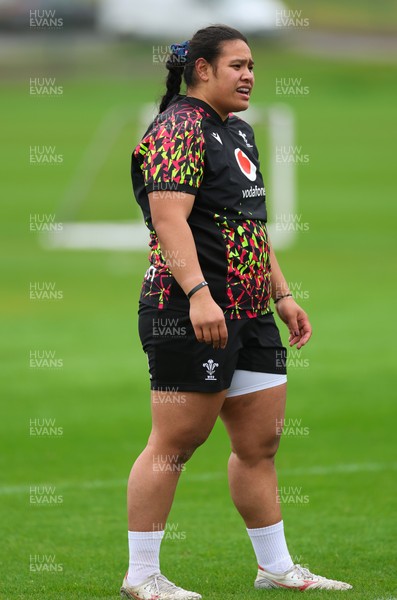 030426 - Wales Women Rugby Training session - Sisilia Tuipulotu during training ahead of the start of the Women’s 6 Nations