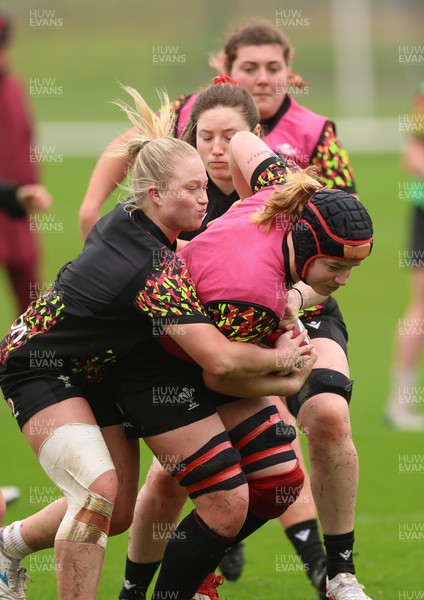 030426 - Wales Women Rugby Training session - Bethan Lewis during training ahead of the start of the Women’s 6 Nations