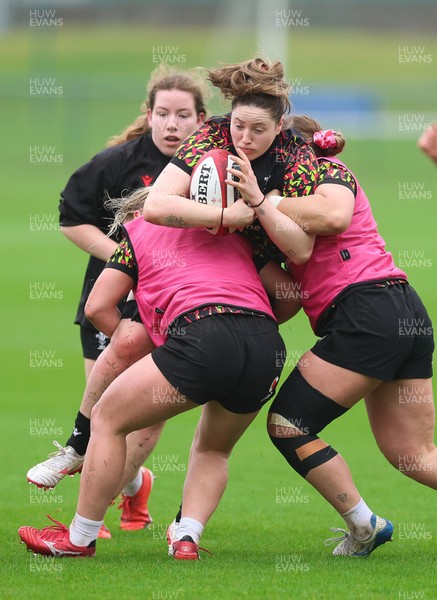 030426 - Wales Women Rugby Training session - Gwen Crabb during training ahead of the start of the Women’s 6 Nations