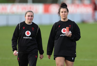 040424 - Wales Women’s Rugby Training Session - Nel Metcalfe and Shona Wakley during training session ahead of Wales’ next Women’s 6 Nations match against Ireland