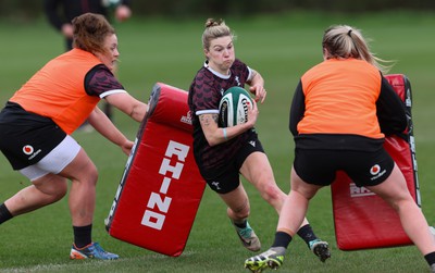 040424 - Wales Women’s Rugby Training Session - Keira Bevan during training session ahead of Wales’ next Women’s 6 Nations match against Ireland