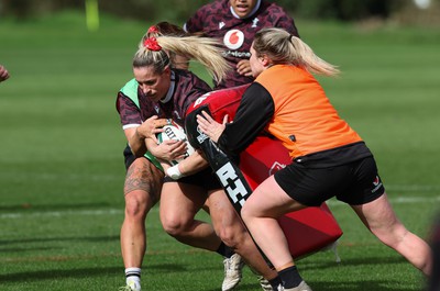 040424 - Wales Women’s Rugby Training Session - Kerin Lake during training session ahead of Wales’ next Women’s 6 Nations match against Ireland