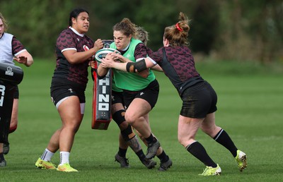 040424 - Wales Women’s Rugby Training Session - Natalia John during training session ahead of Wales’ next Women’s 6 Nations match against Ireland