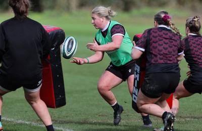 040424 - Wales Women’s Rugby Training Session - Molly Reardon during training session ahead of Wales’ next Women’s 6 Nations match against Ireland