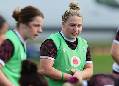 040424 - Wales Women’s Rugby Training Session - Molly Reardon during training session ahead of Wales’ next Women’s 6 Nations match against Ireland