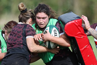 040424 - Wales Women’s Rugby Training Session - Gwennan Hopkins during training session ahead of Wales’ next Women’s 6 Nations match against Ireland