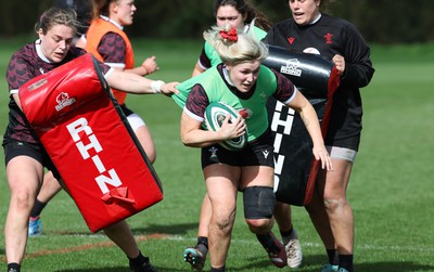 040424 - Wales Women’s Rugby Training Session - Alex Callender during training session ahead of Wales’ next Women’s 6 Nations match against Ireland