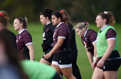 170518 - Wales Rugby Training session ahead of their game against Ireland - Sisilia Tuipulotu during training