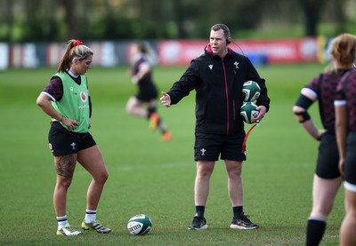 170518 - Wales Rugby Training session ahead of their game against Ireland - Head Coach Ioan Cunningham during training