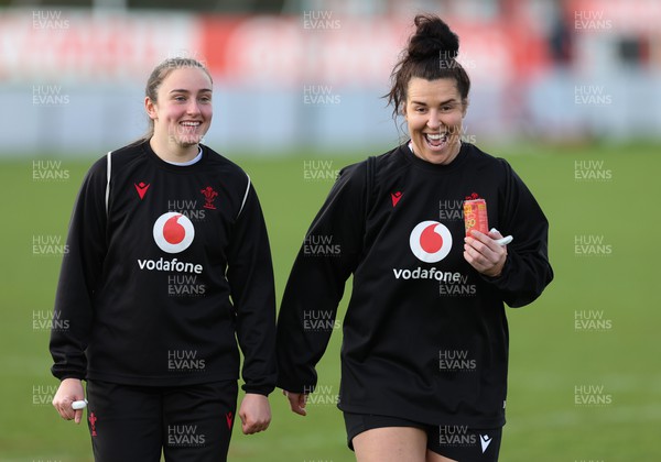 040424 - Wales Women’s Rugby Training Session - Nel Metcalfe and Shona Wakley during training session ahead of Wales’ next Women’s 6 Nations match against Ireland