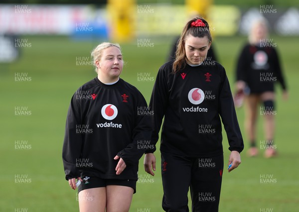 040424 - Wales Women’s Rugby Training Session - Molly Reardon and Bryonie King during training session ahead of Wales’ next Women’s 6 Nations match against Ireland