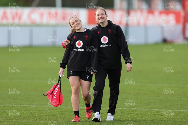 040424 - Wales Women’s Rugby Training Session - Jenny Hesketh and Carys Cox during training session ahead of Wales’ next Women’s 6 Nations match against Ireland