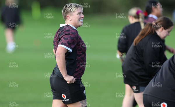 040424 - Wales Women’s Rugby Training Session -Donna Rose during training session ahead of Wales’ next Women’s 6 Nations match against Ireland