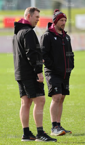040424 - Wales Women’s Rugby Training Session - Ioan Cunningham, Wales Women head coach, and Mike Hill, Wales Women forwards coach, during training session ahead of Wales’ next Women’s 6 Nations match against Ireland