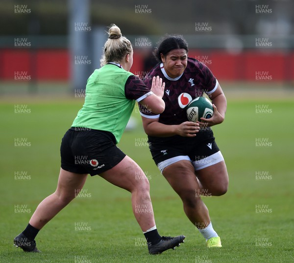 170518 - Wales Rugby Training session ahead of their game against Ireland - Sisilia Tuipulotu  during training