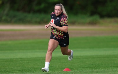 050526 - Wales Women Rugby Training Session - Kelsie Webster during training ahead of the 6 Nations match against Ireland
