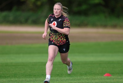 050526 - Wales Women Rugby Training Session - Seren Lockwood during training ahead of the 6 Nations match against Ireland