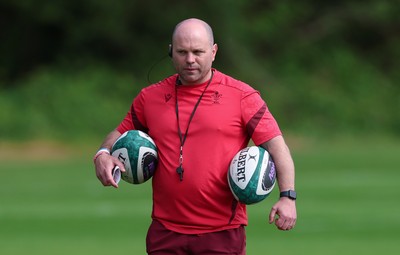 050526 - Wales Women Rugby Training Session - Sean Lynn, Wales Women head coach during training ahead of the 6 Nations match against Ireland